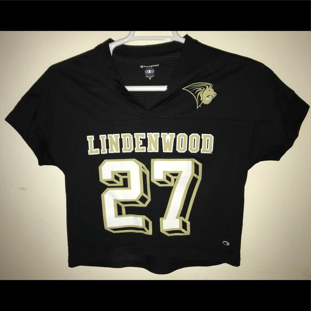 Women’s shirt